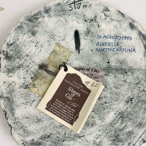 Shapes of Clay Mt St Helens Ash Dog Plaque Art Wall Hanging Decor Signed Stan - Picture 9 of 10